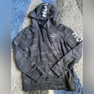 Hollister Camo Hoodie Size Small